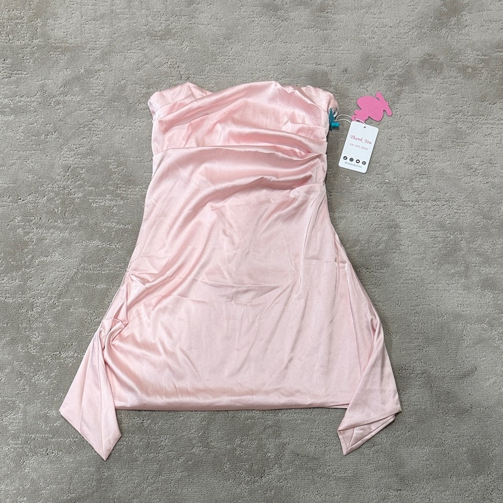 Elegant Pink Strapless Mini Dress